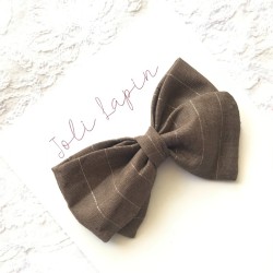 Crossed olive stripes bow