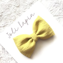 Classic yellow bow