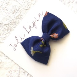 Classic navy nature floral bow
