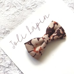 Mini floral brown bow...
