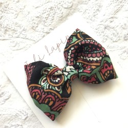 Classic printed paisley bow
