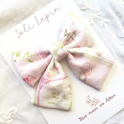 Big light pink and green bow